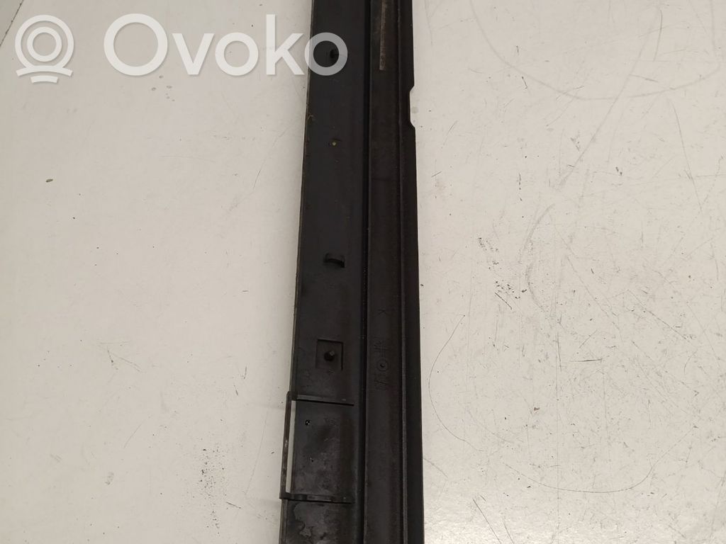 BMW 5 F10 F11 Viršutinė dalis radiatorių panelės (televizoriaus) 