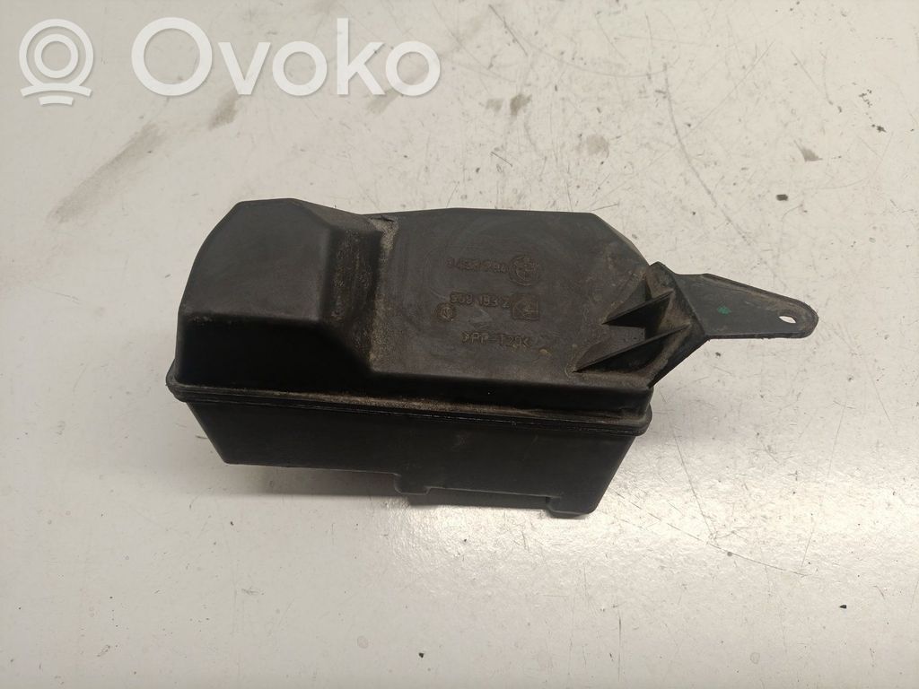 BMW 3 E46 Air filter box 