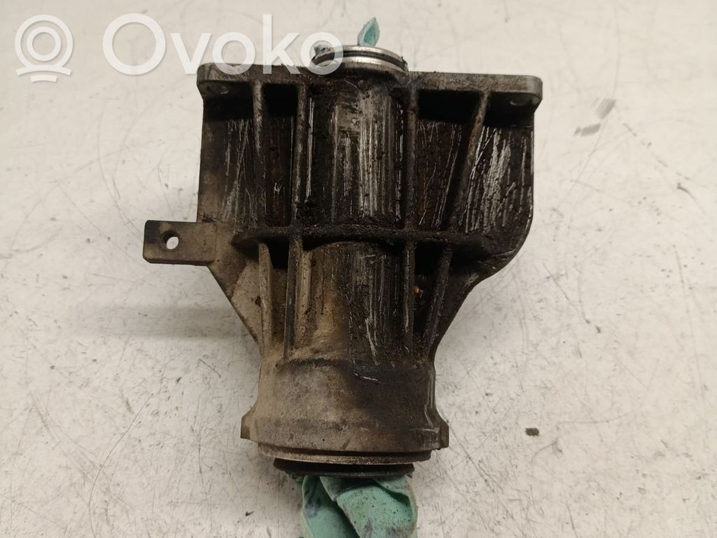 BMW 3 E90 E91 Driveshaft support bearing bracket 