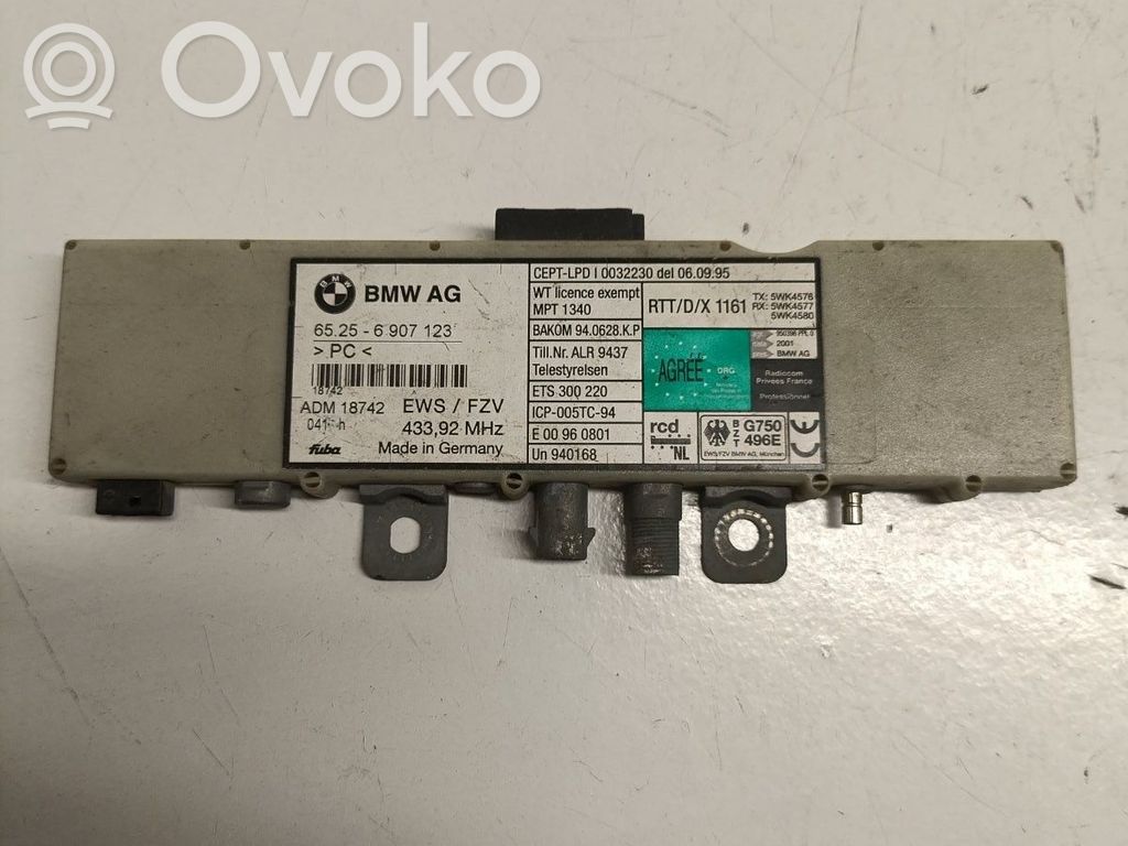 BMW 3 E46 Antenna control unit 
