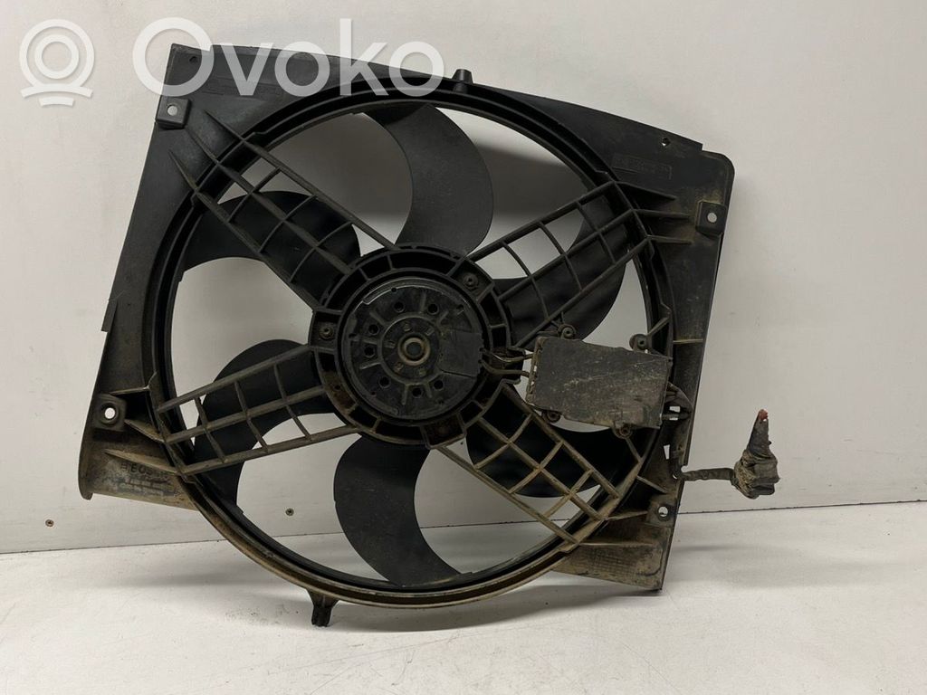 BMW 3 E46 Elektrisks radiatoru ventilators 