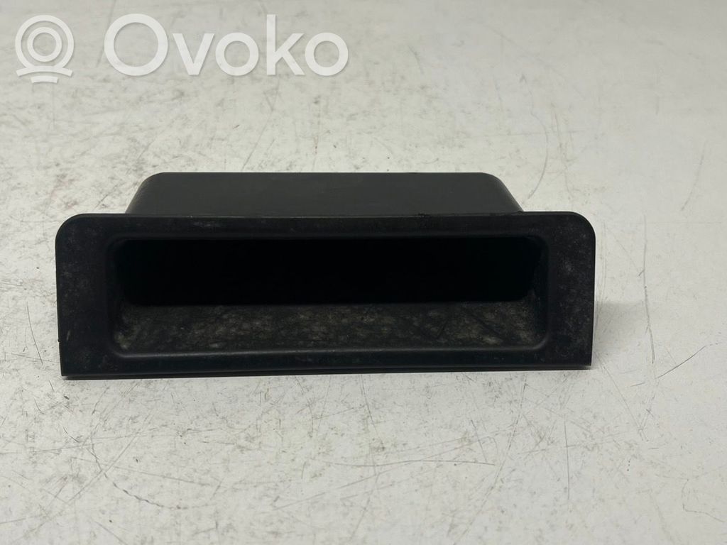 BMW 5 E39 Cita veida salona detaļa 