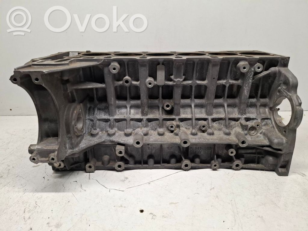 BMW 5 F10 F11 Blokas 