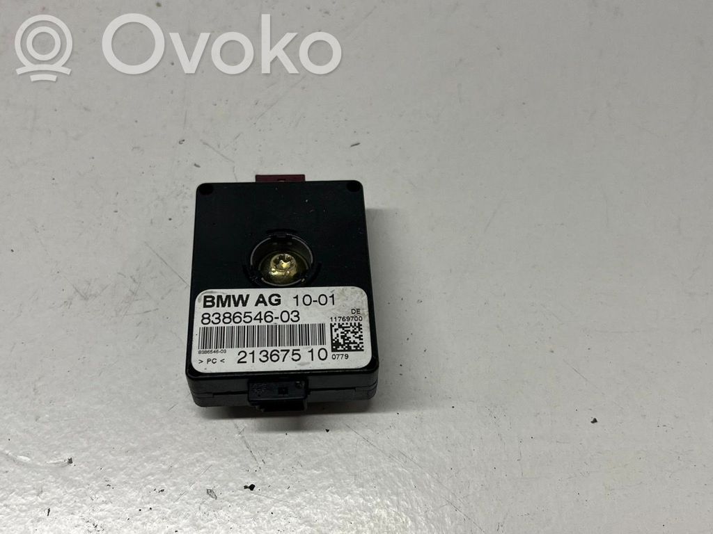 BMW 3 E46 Antenos stiprintuvas 