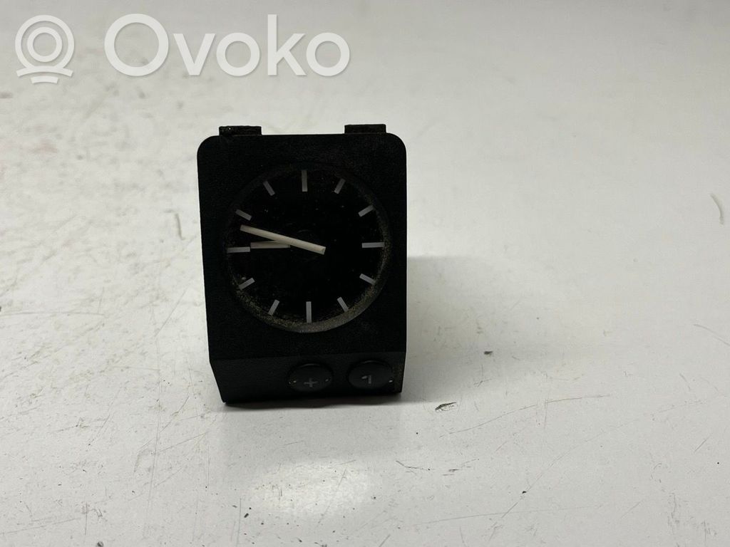 BMW 3 E36 Clock 