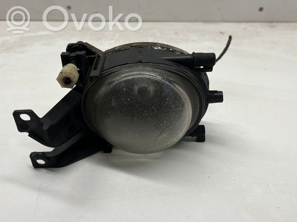 BMW 5 E39 Miglas lukturis priekšā 