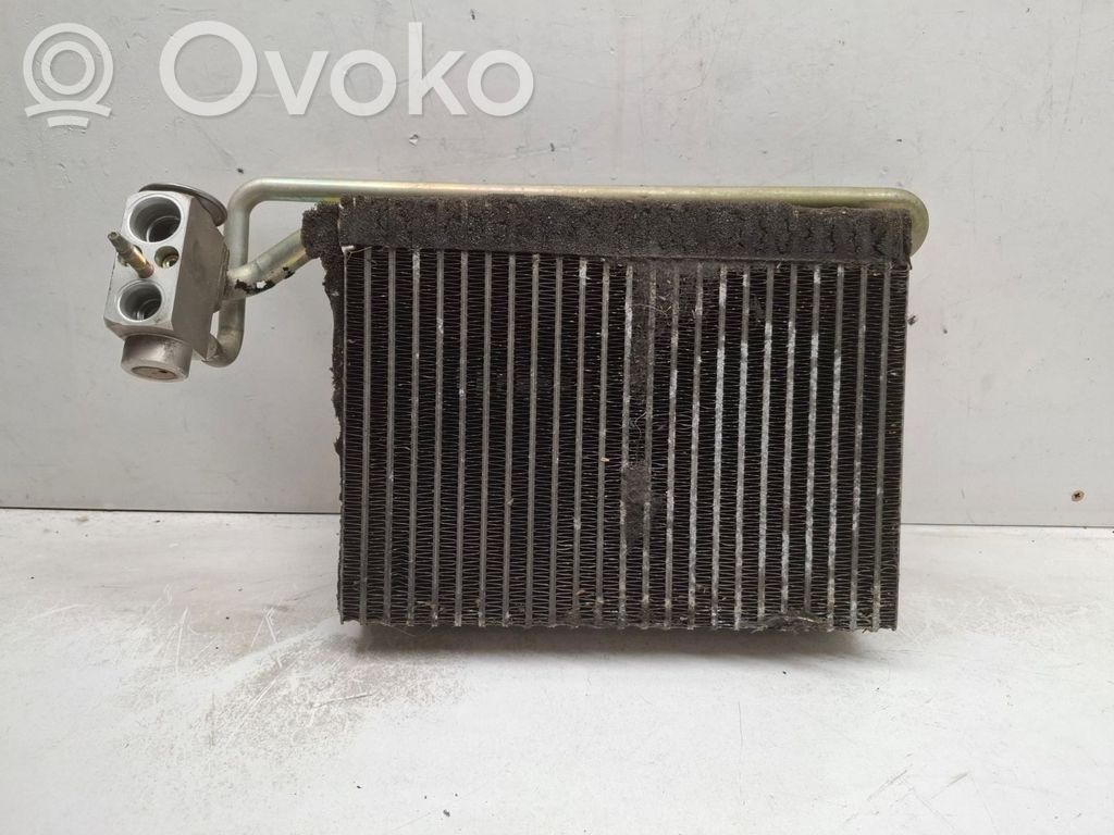BMW 3 E46 Oro kondicionieriaus radiatorius (salone) 