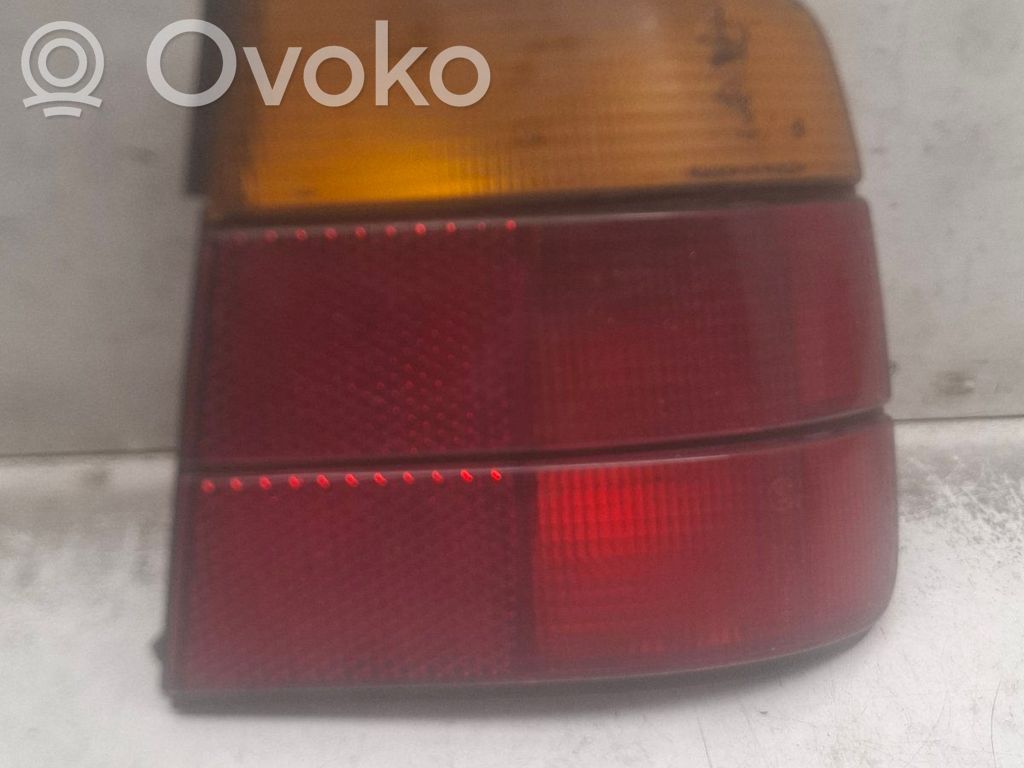 BMW 5 E34 Galinis žibintas kėbule 