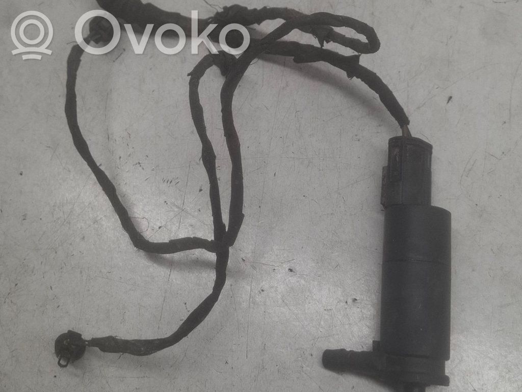 BMW 5 E60 E61 Headlight washer pump 