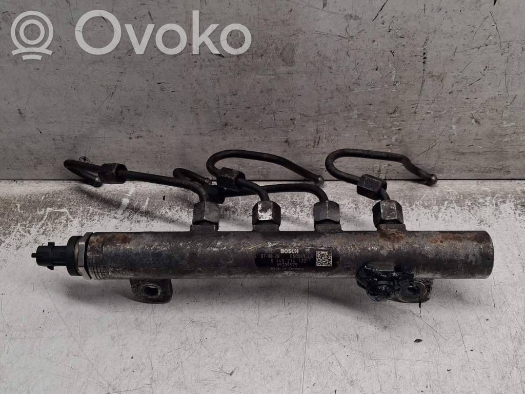Opel Vectra C Listwa wtryskowa 