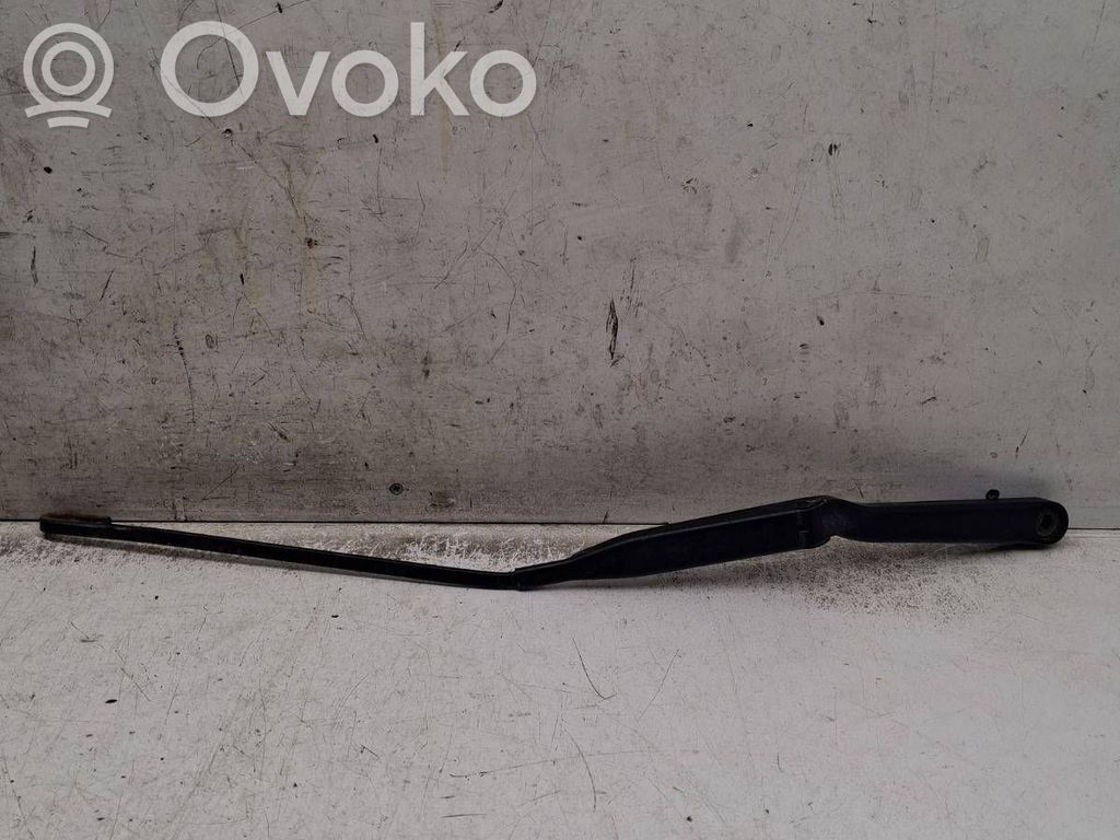 BMW 3 E36 Front wiper blade arm 