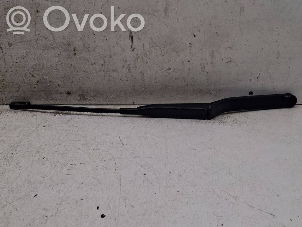 BMW 3 E36 Front wiper blade arm 