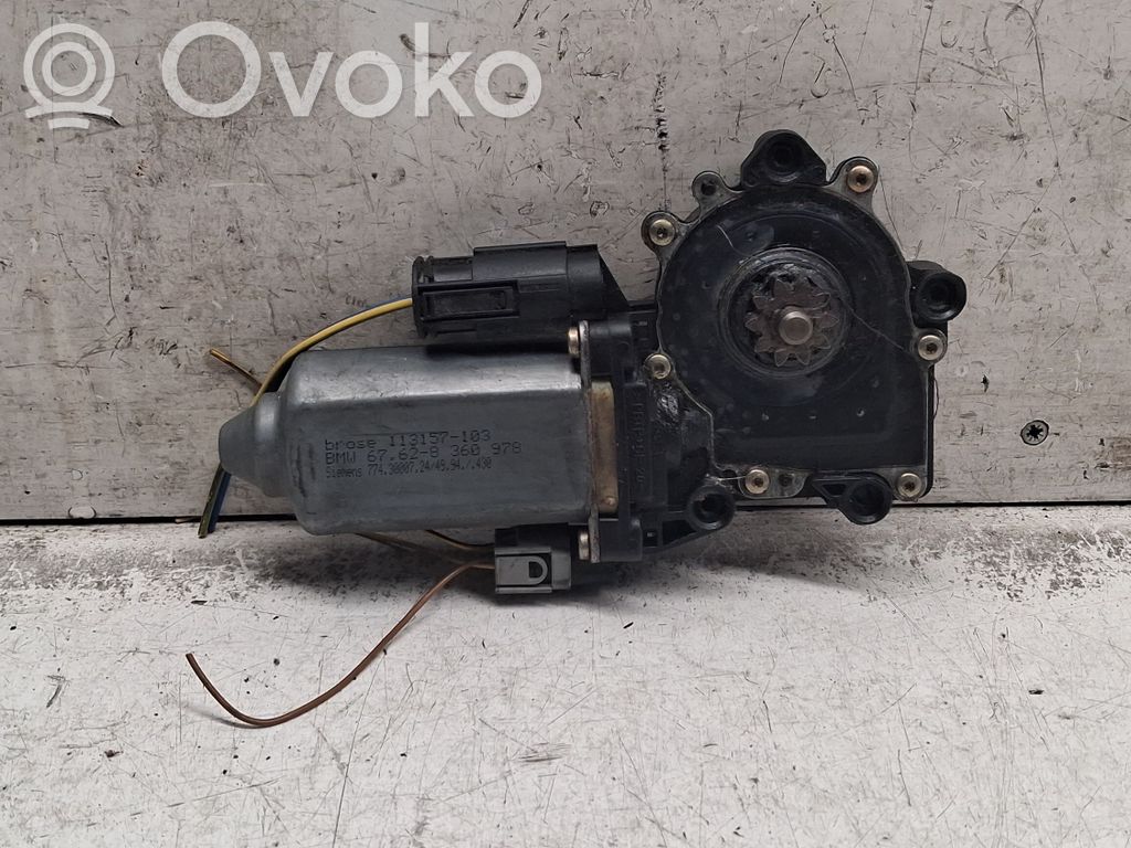 BMW 3 E36 Front door window regulator motor 