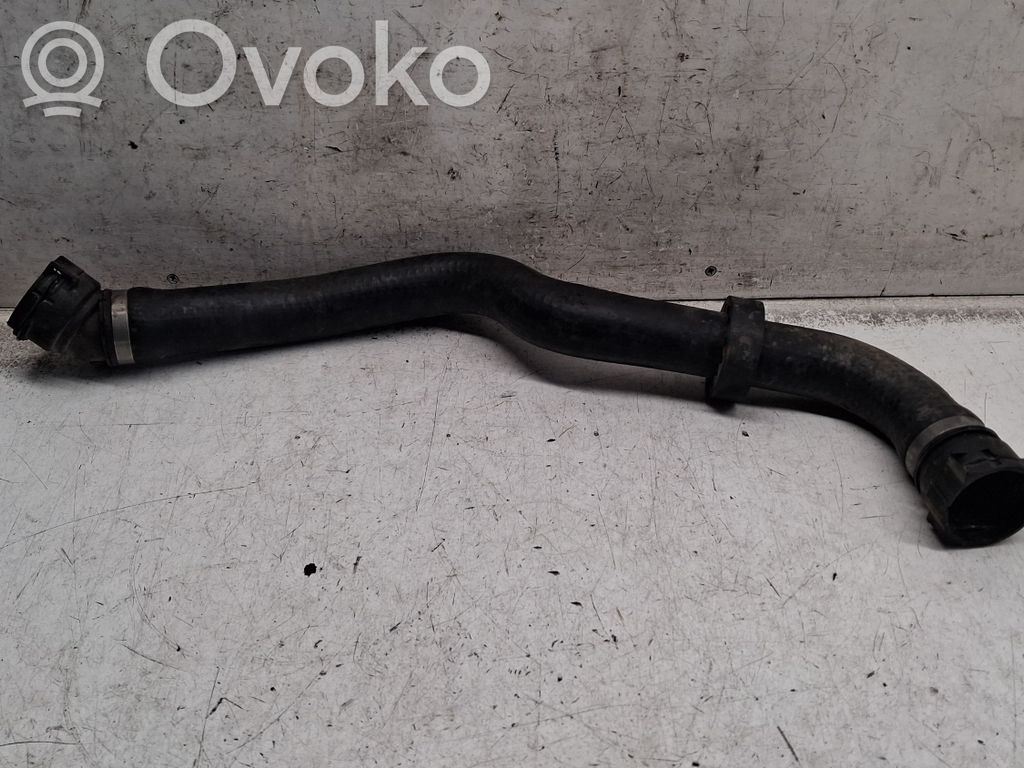 BMW 5 E39 Engine coolant pipe/hose 