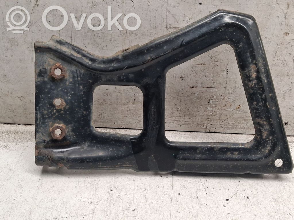 Dodge RAM 1500 DS Staffa angolare del supporto di montaggio del paraurti 