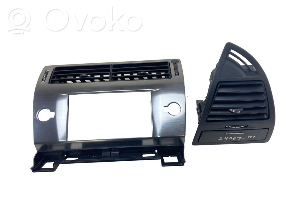 Citroen C4 I Rejilla de ventilación central del panel 