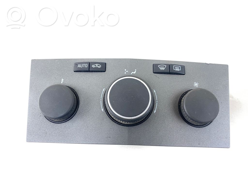 Opel Astra H Panel klimatyzacji 