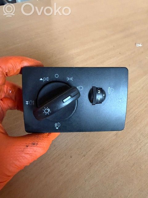 Lichtschalter   7M5T13A024LA