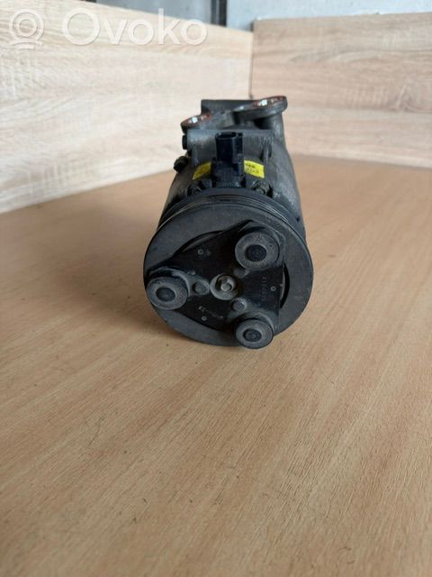 Ilmastointilaitteen kompressorin pumppu (A/C)   3M5H19D629PH