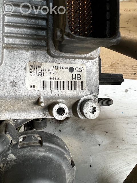 Unidad de control/módulo ECU del motor   0261208393