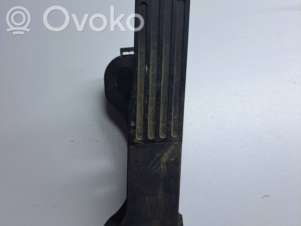 Volkswagen Golf VI Pedał gazu / przyspieszenia 