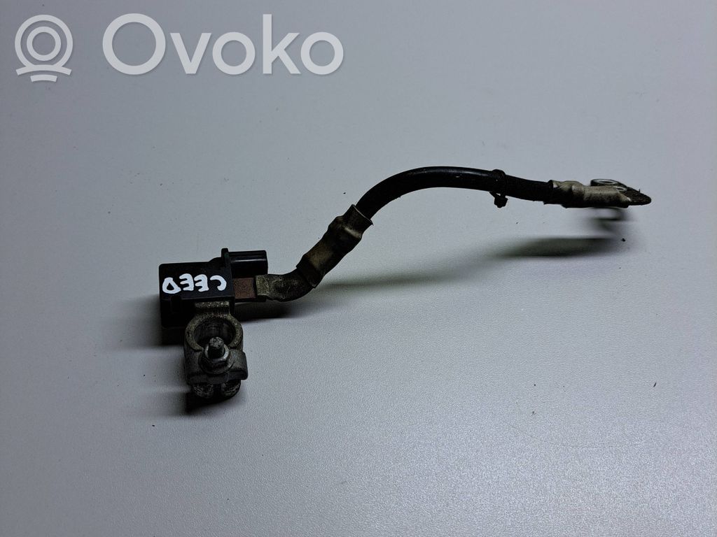 KIA Ceed Maakaapeli, akku 