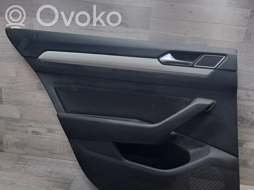 Volkswagen PASSAT B8 Boczki / Poszycie drzwi tylnych 