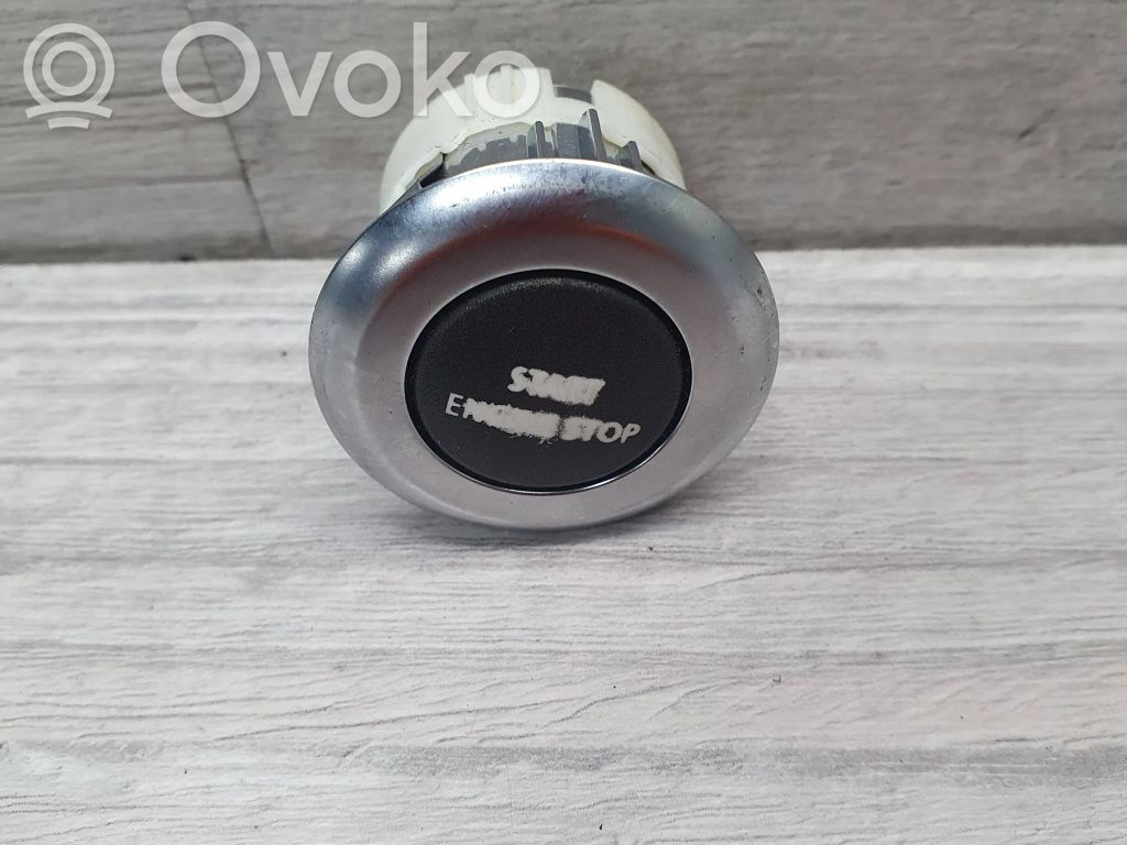 Land Rover Discovery 4 - LR4 Engine start stop button switch 