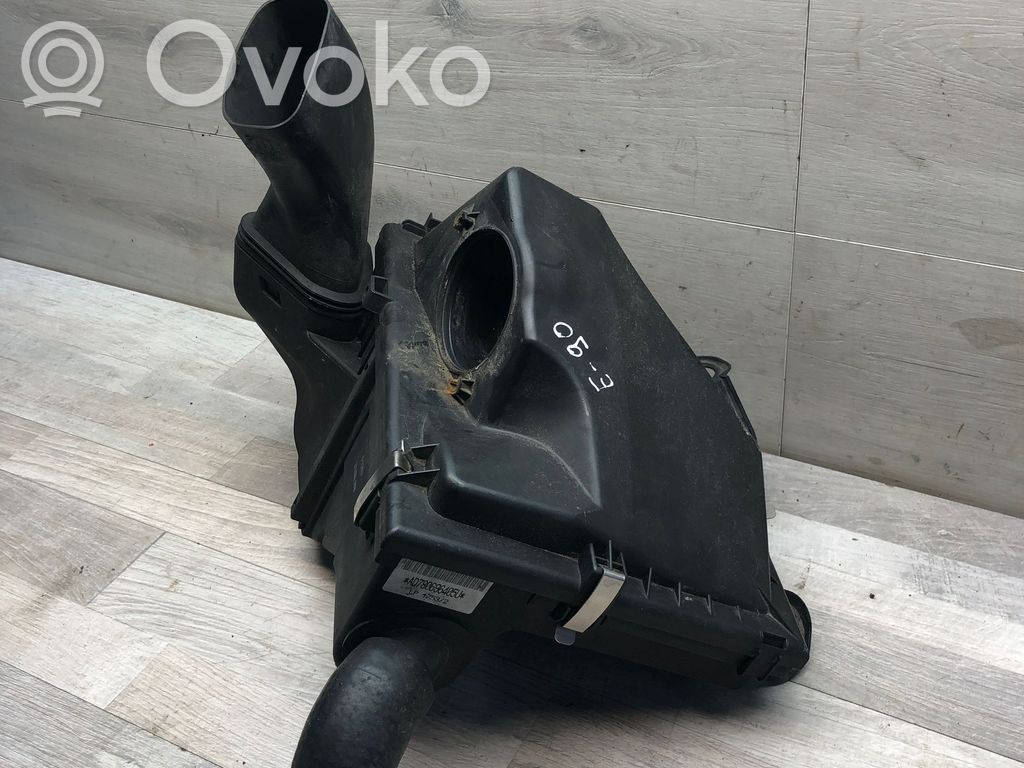 BMW 3 E90 E91 Air filter box 
