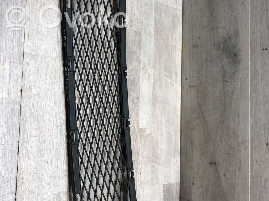BMW 3 E90 E91 Front bumper lower grill 