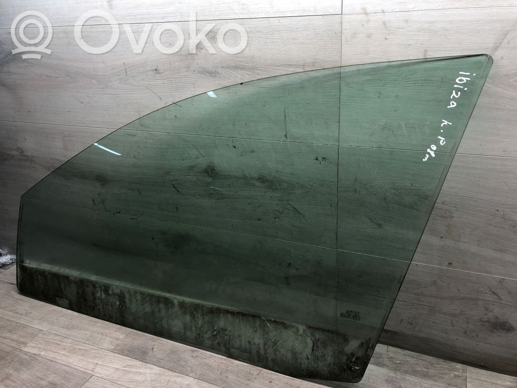 Seat Ibiza III (6L) Rear door window glass 