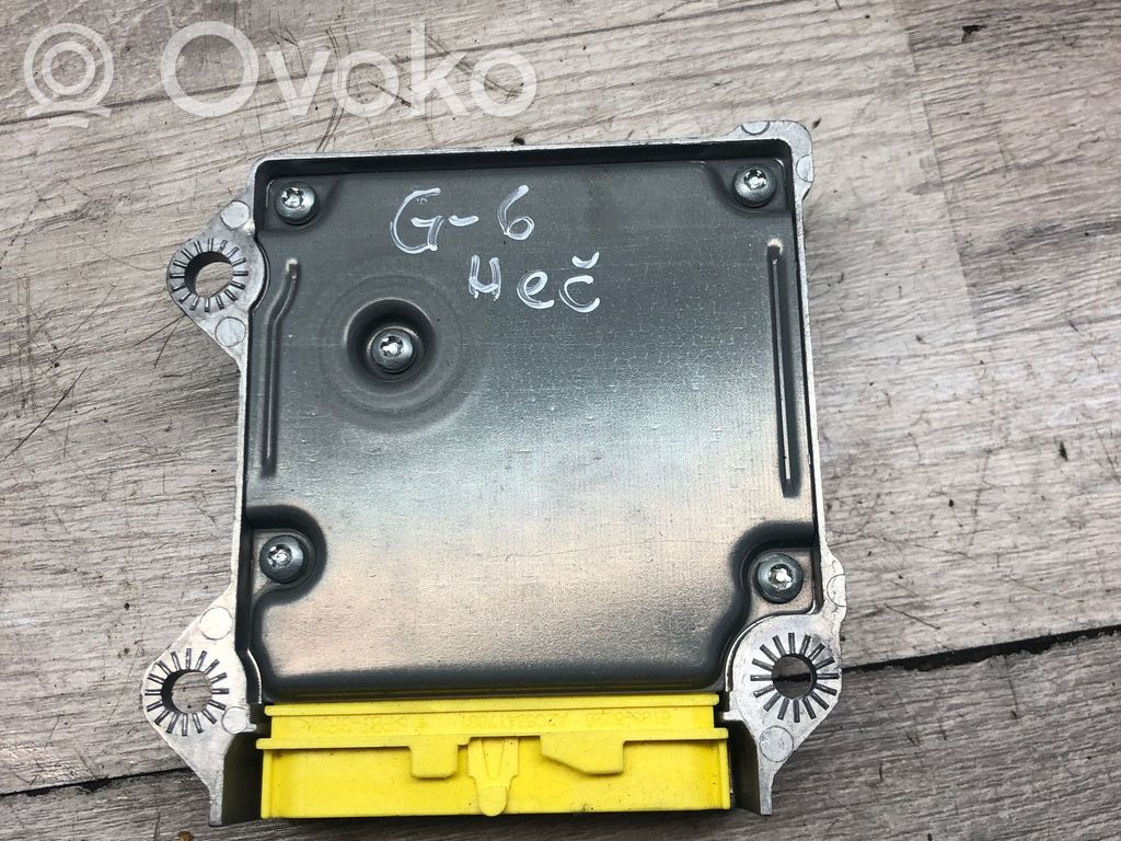 Volkswagen Golf VI Airbag control unit/module 