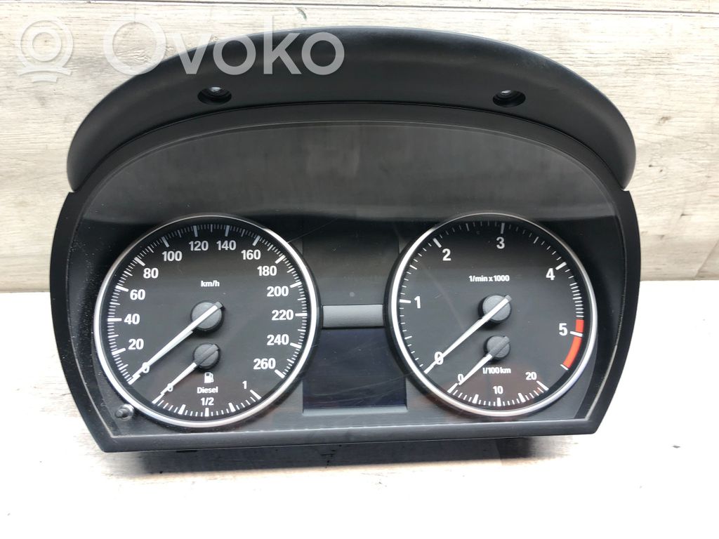 BMW 3 E90 E91 Spidometrs (instrumentu panelī) 