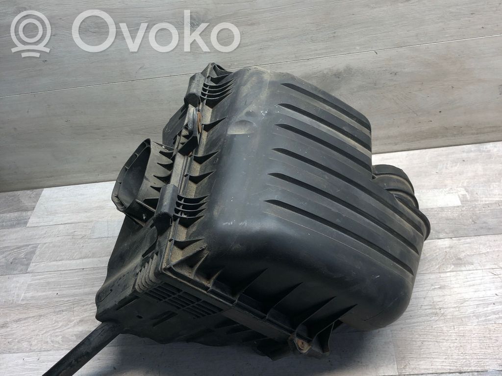 Volkswagen Sharan Air filter box 