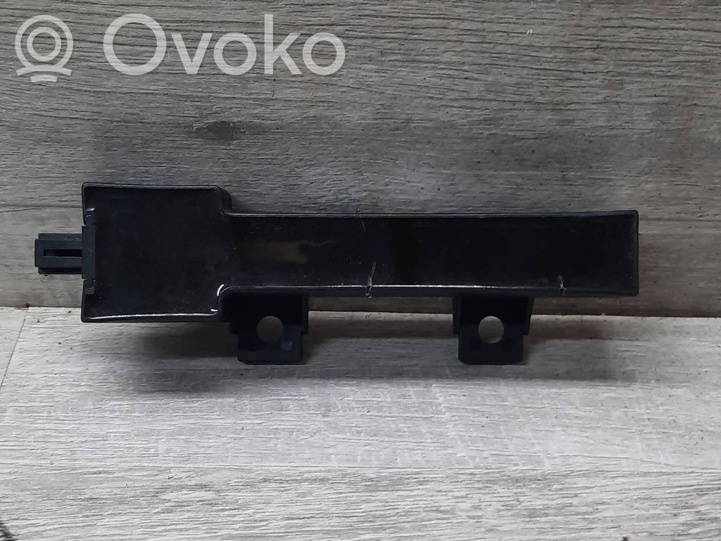 Audi Q7 4L Pystyantennivahvistin 