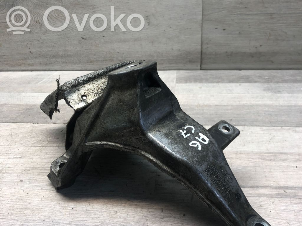 Audi A6 C7 Engine mounting bracket 