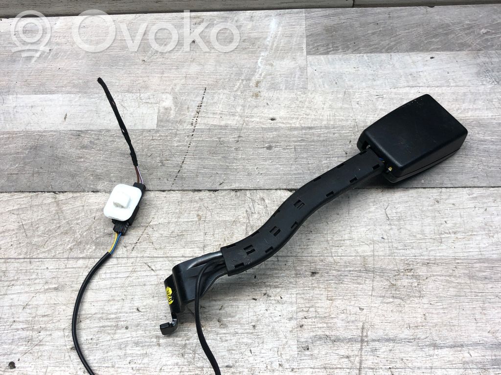 BMW 3 E90 E91 Rear seatbelt buckle 