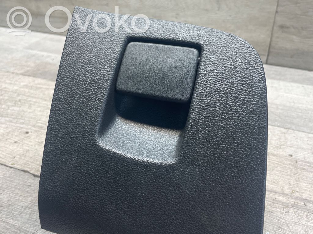 Opel Astra K Daiktadėžė 