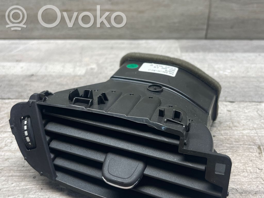 Opel Astra K Centrālais gaisa ventilācijas režģis 