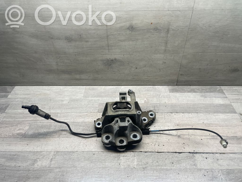 Opel Astra K Engine mount bracket 