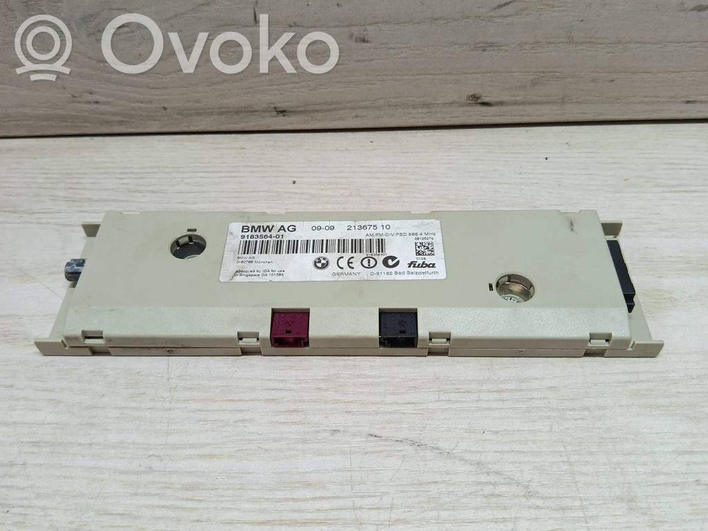BMW 5 E60 E61 Antenas pastiprinātājs 