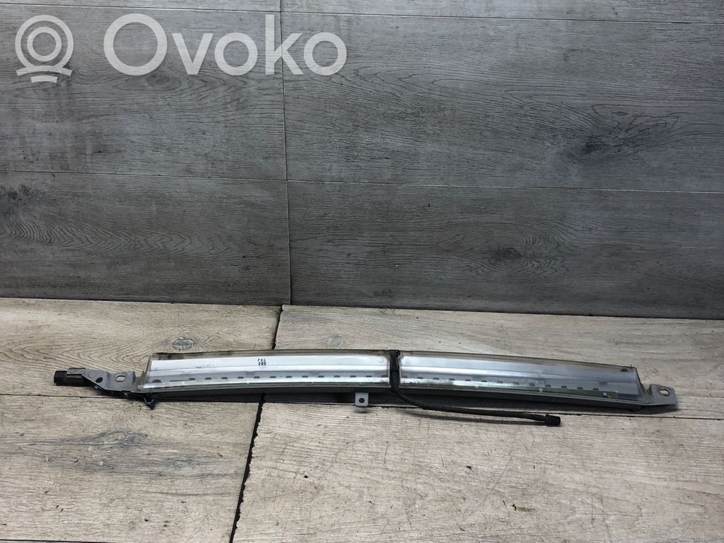 BMW 5 E60 E61 Kolmas/lisäjarruvalo 