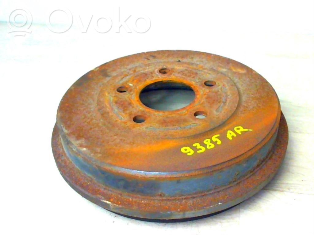 Drum brake (rear)