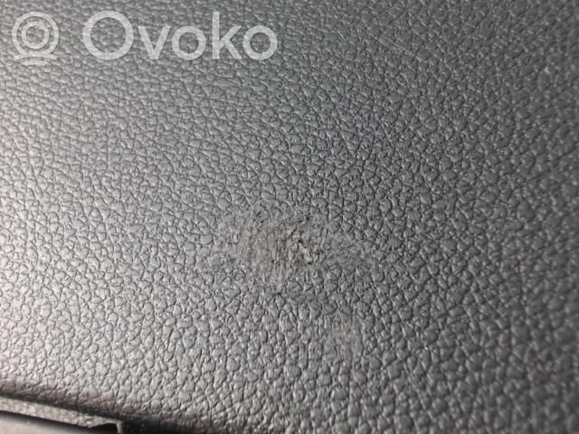 Skoda Scala Cutie mănuși 