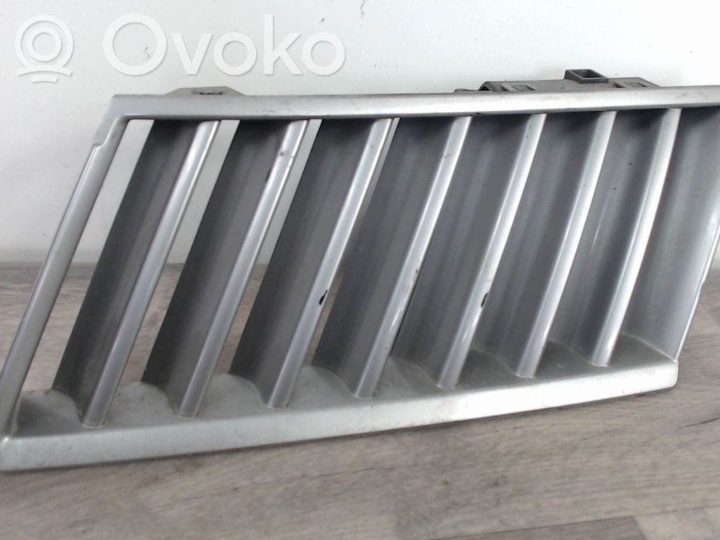 Renault Vel Satis Etusäleikkö 