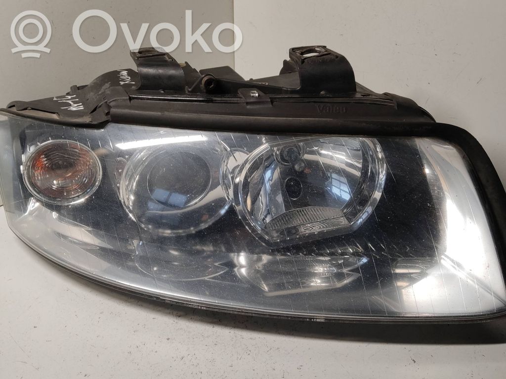 Audi A4 S4 B6 8E 8H Scheinwerfer 