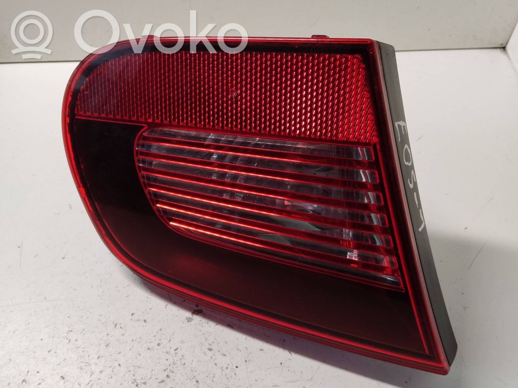 Volkswagen Eos Aizmugurējais lukturis pārsegā 