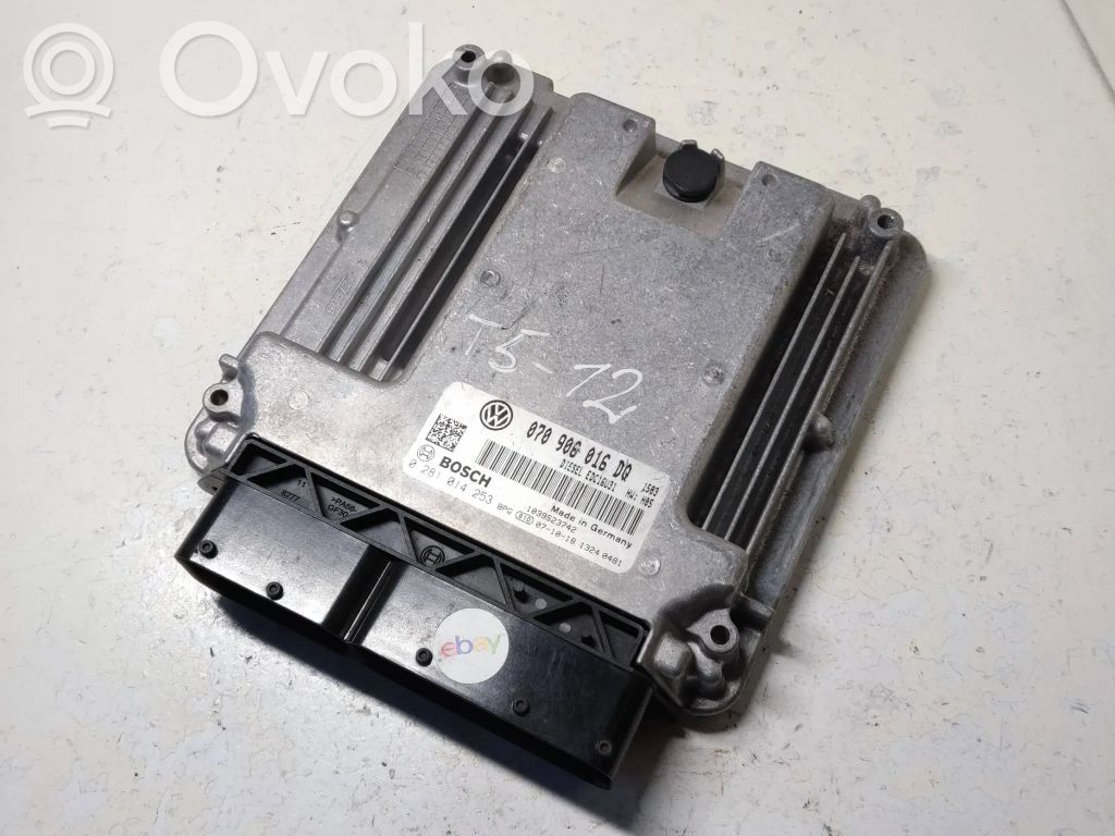 Volkswagen Transporter - Caravelle T5 Sterownik / Moduł ECU 
