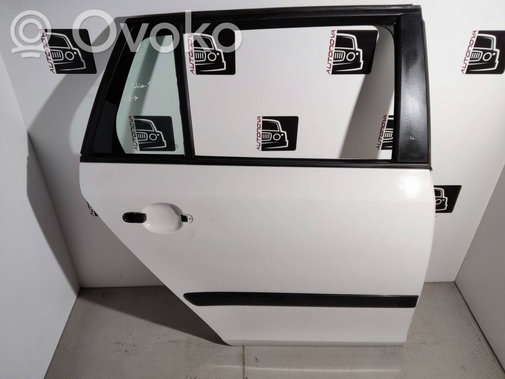 Skoda Fabia Mk2 (5J) Puerta trasera 