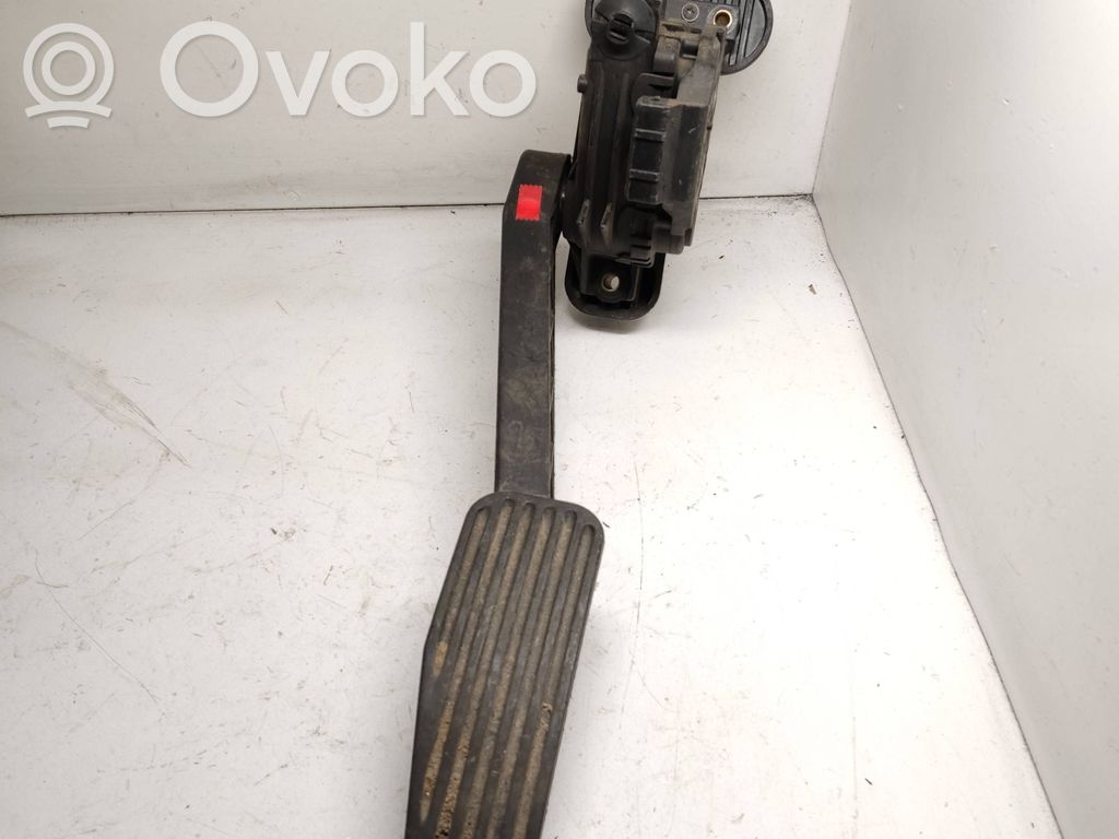 Volvo S80 Kaasupoljin 